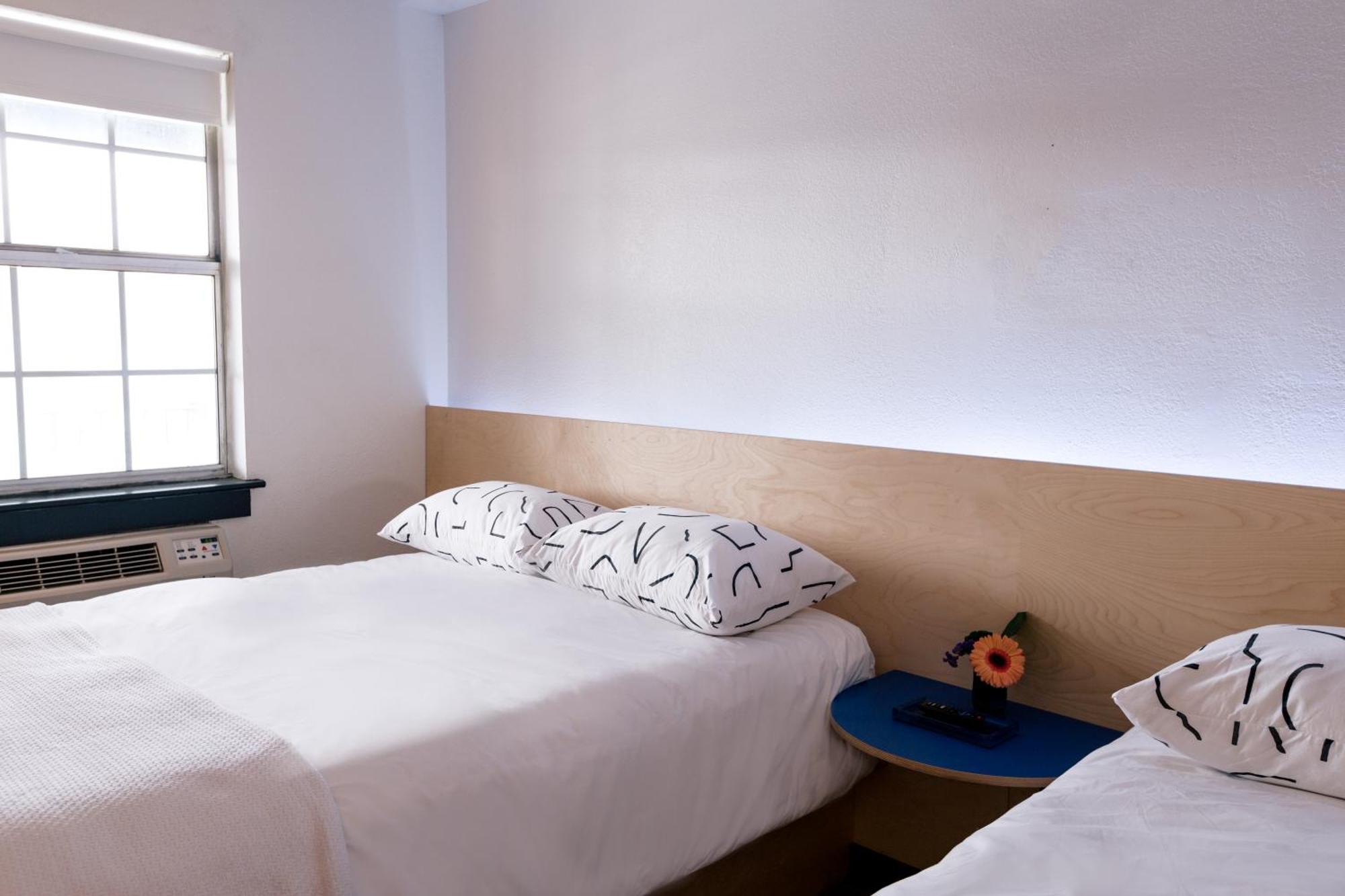 The Iris Motel Nashville Rum bild